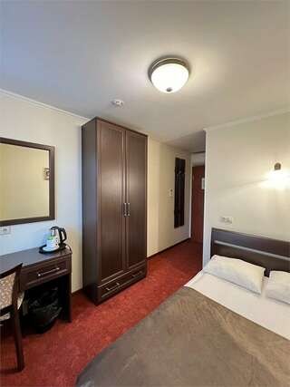 Гостиница Алегрия Санкт-Петербург Комфорт с двуспальной кроватью-6