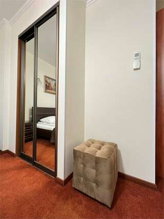 Гостиница Алегрия Санкт-Петербург Номер повышенной комфортности с джакузи-12